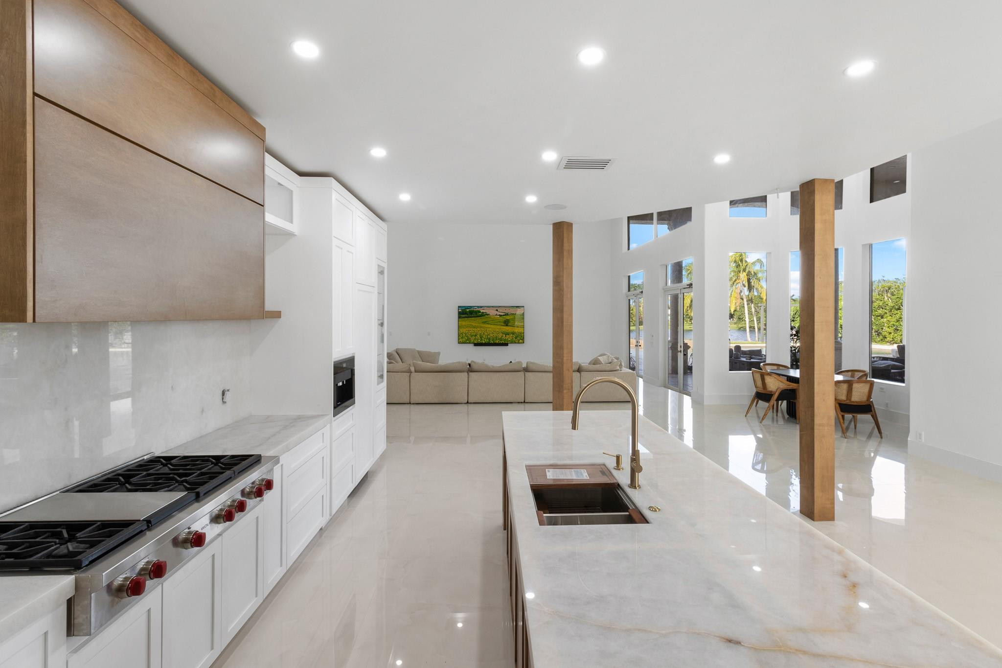 7401 Peppertree