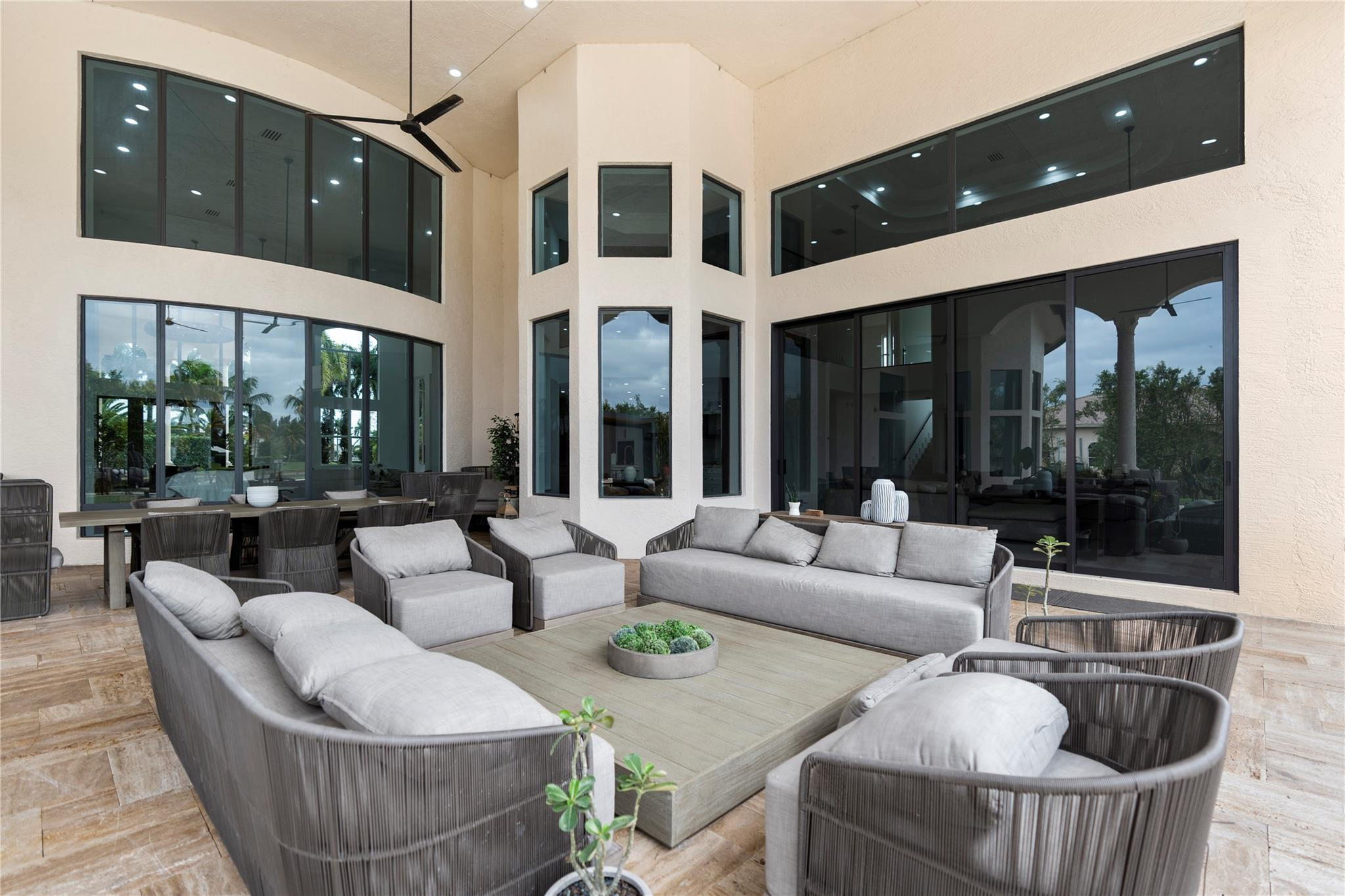 7401 Peppertree