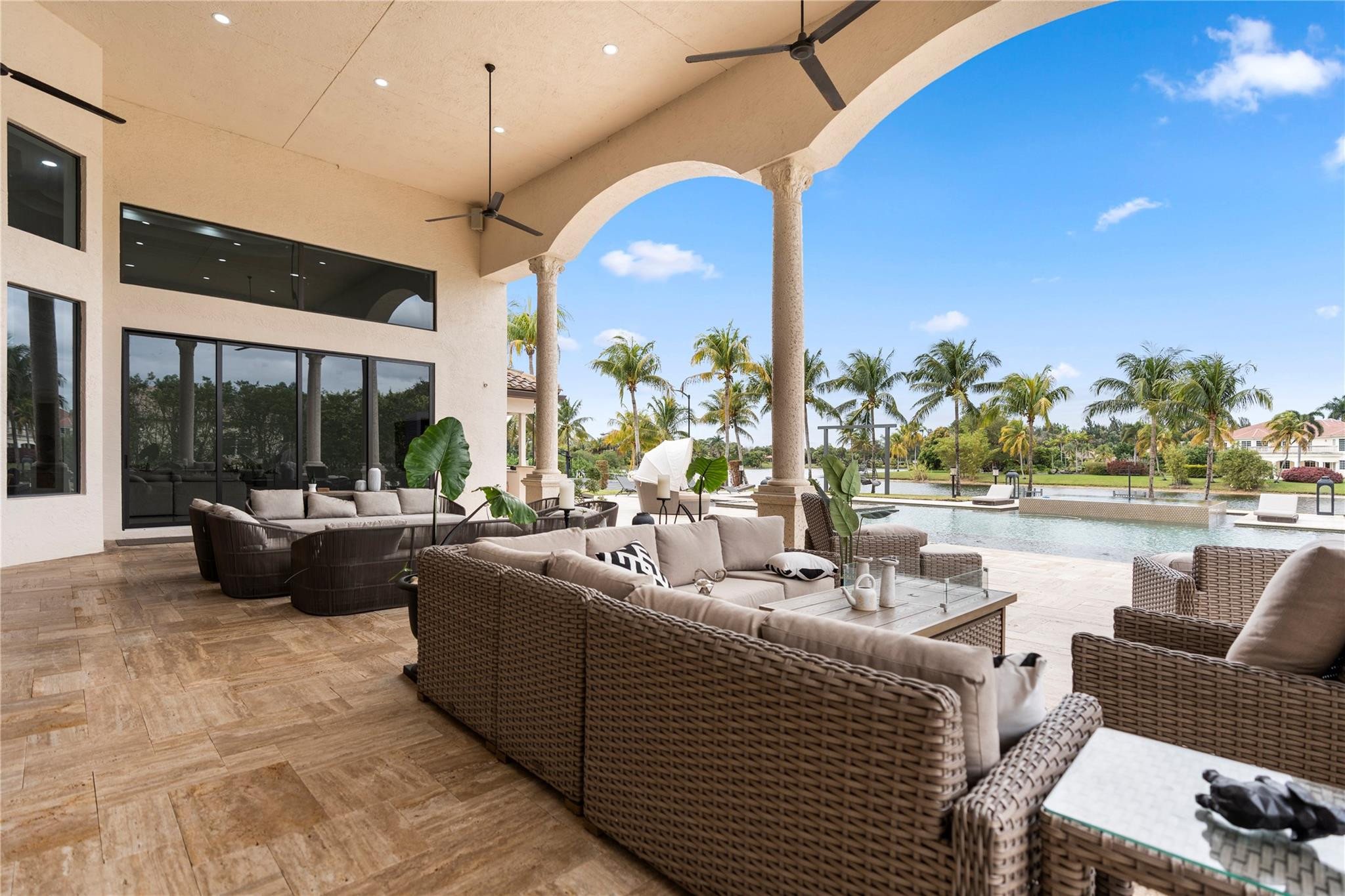 7401 Peppertree