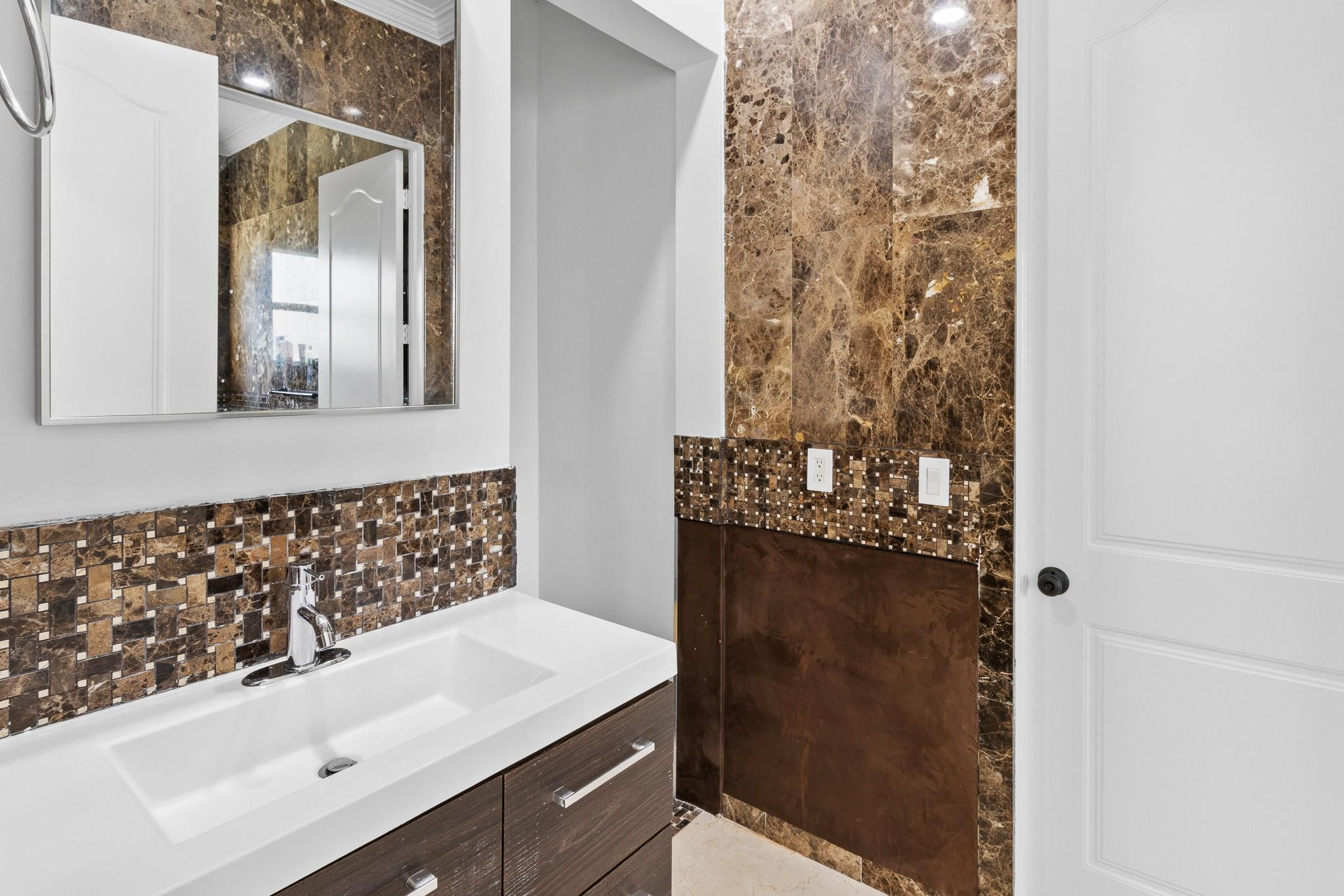 7401 Peppertree