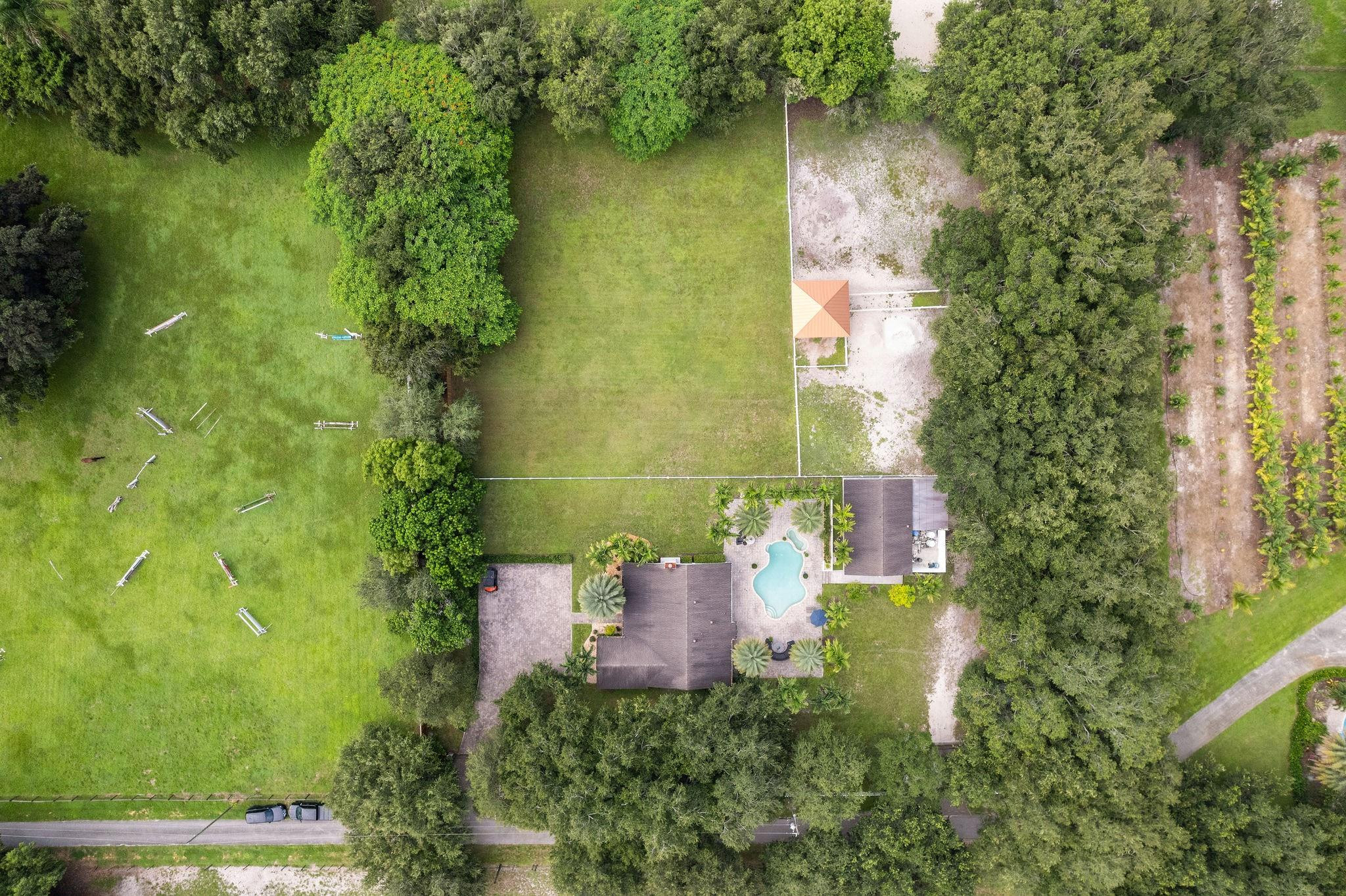 13800 SW 50th Manor