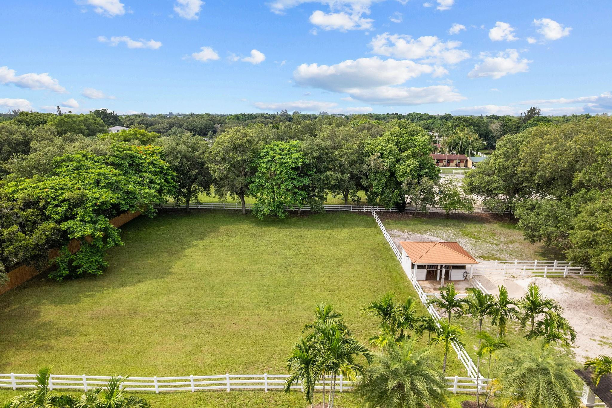 13800 SW 50th Manor