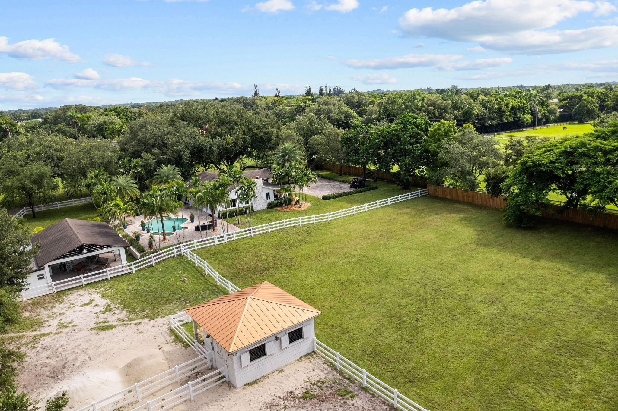 13800 SW 50th Manor