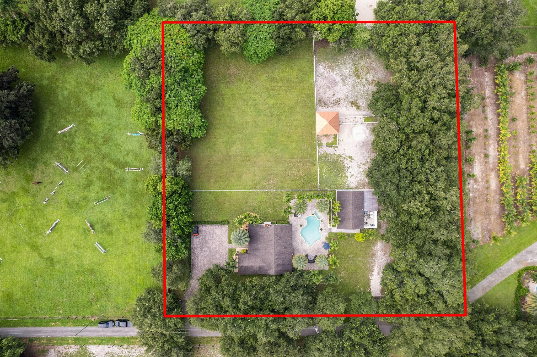 13800 SW 50th Manor