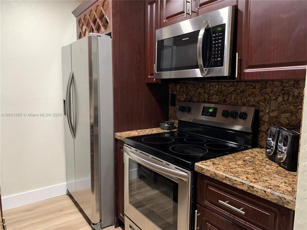 7105 Miami Lakes Drive Unit: N13