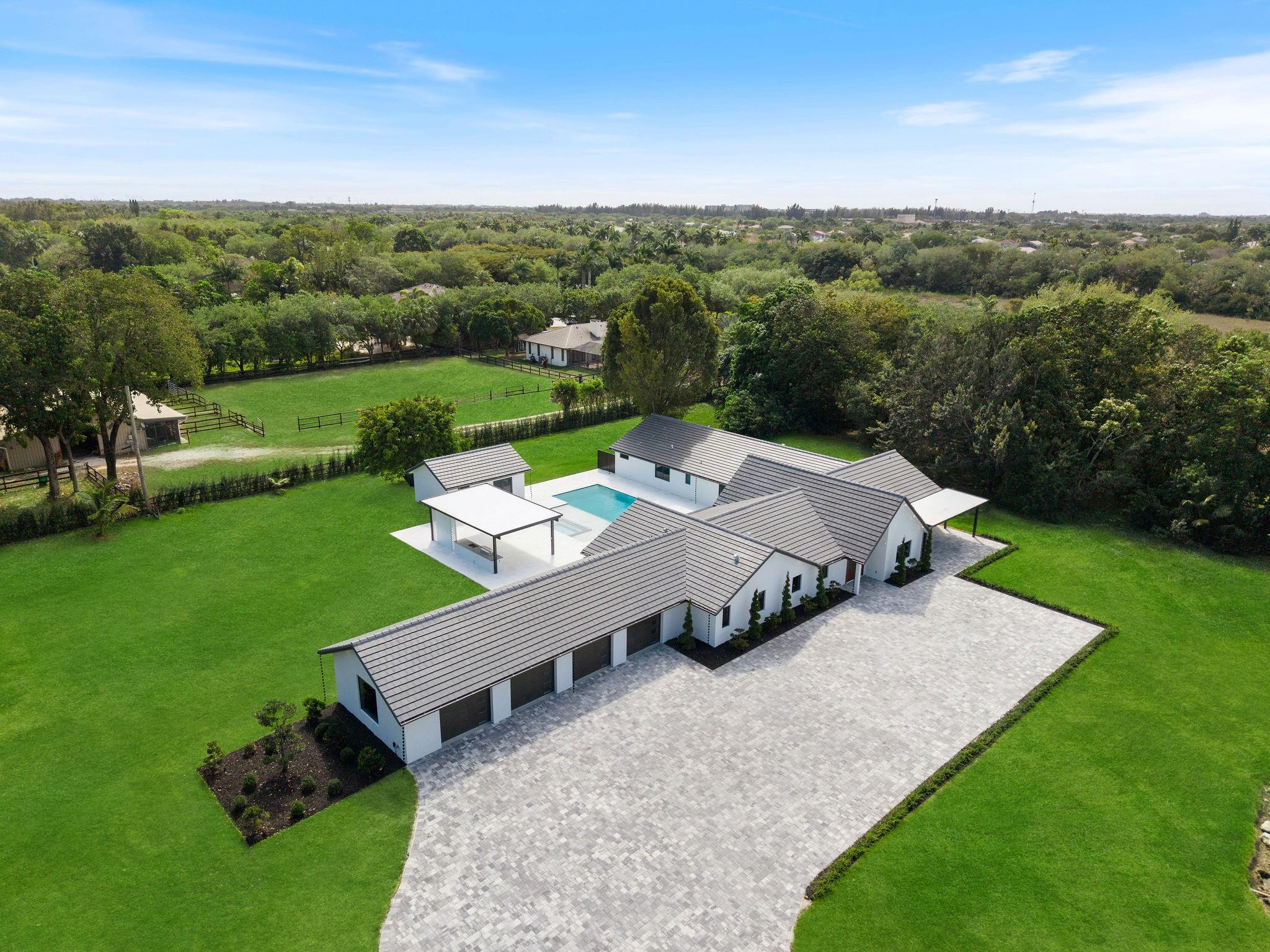 7150 Holatee Trail