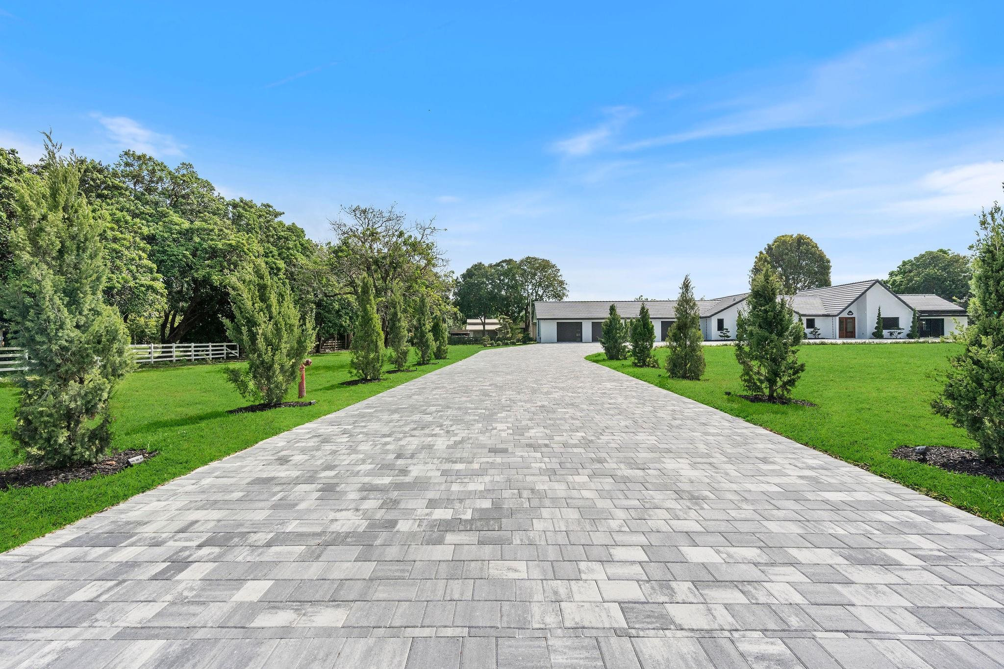 7150 Holatee Trail