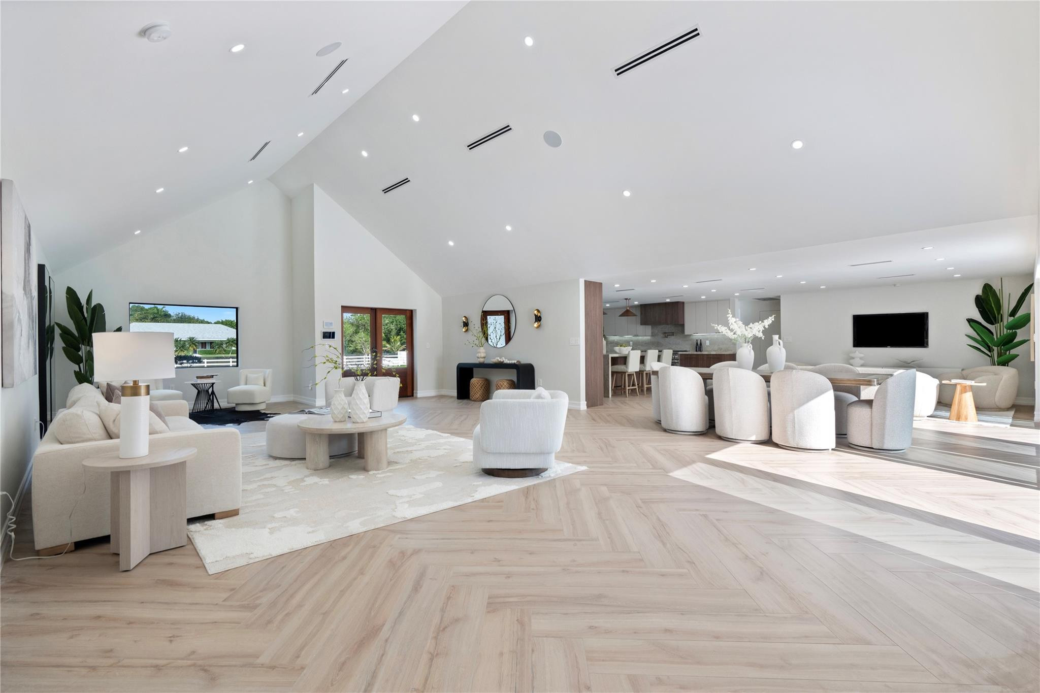 7150 Holatee Trail