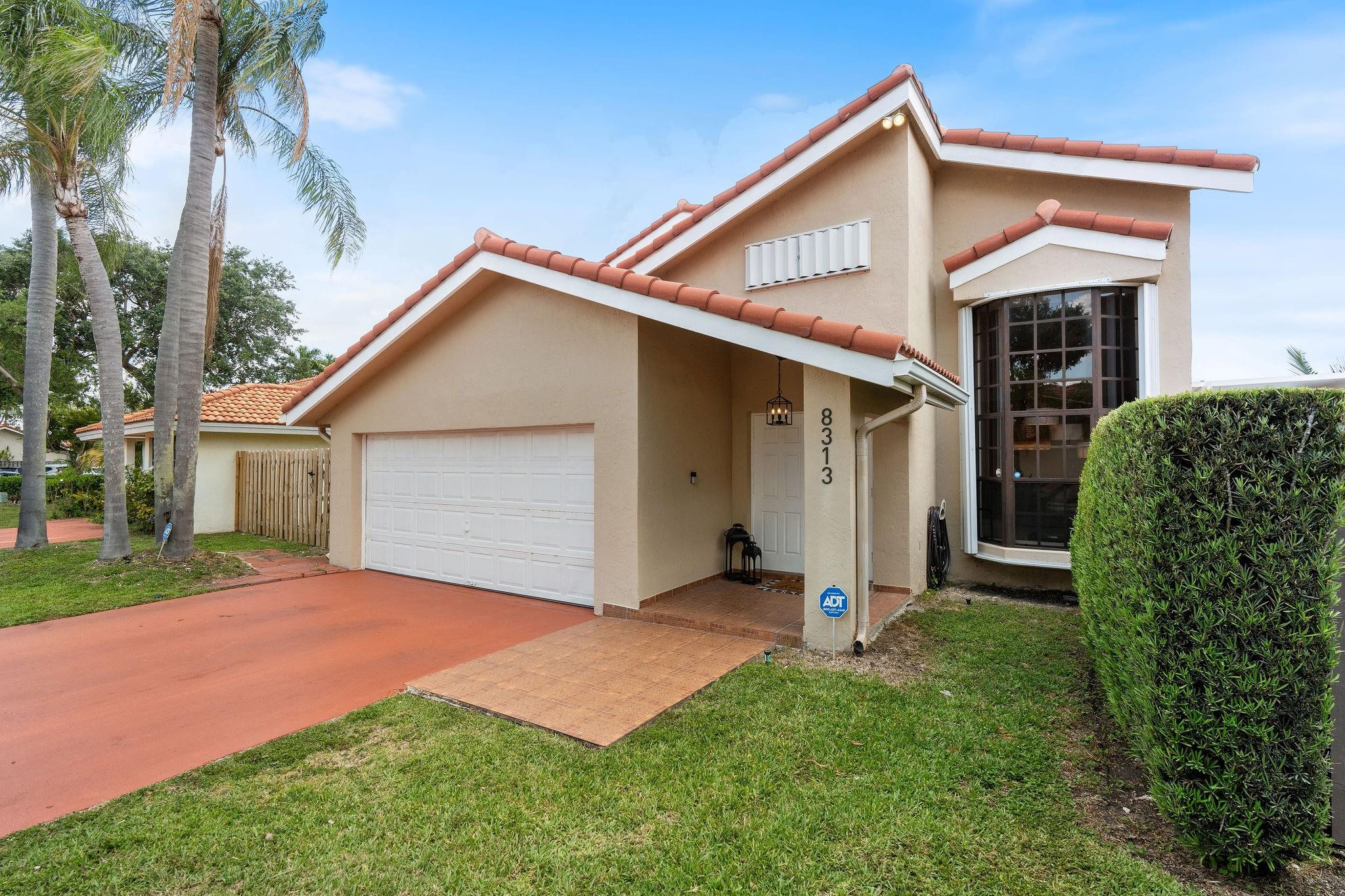 8313 NW 188th Terrace