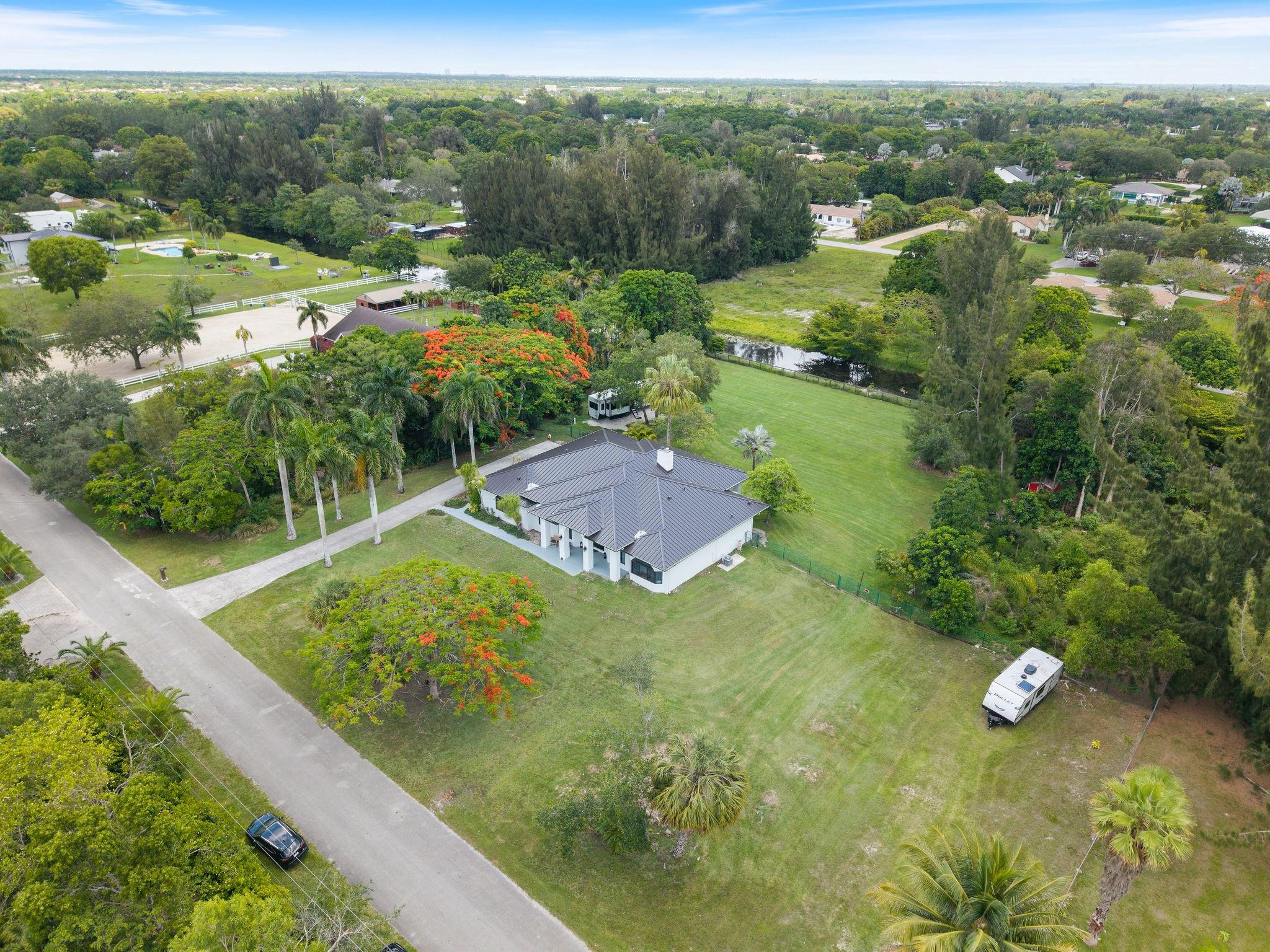 5350 SW 198th Terrace