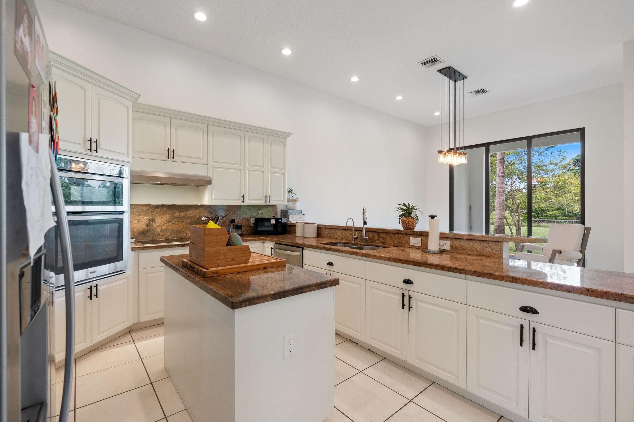 5350 SW 198th Terrace