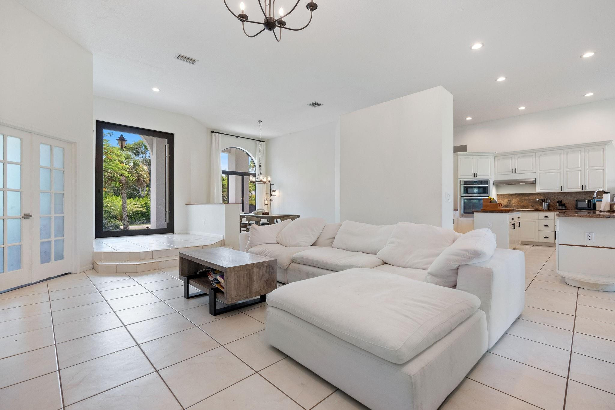 5350 SW 198th Terrace