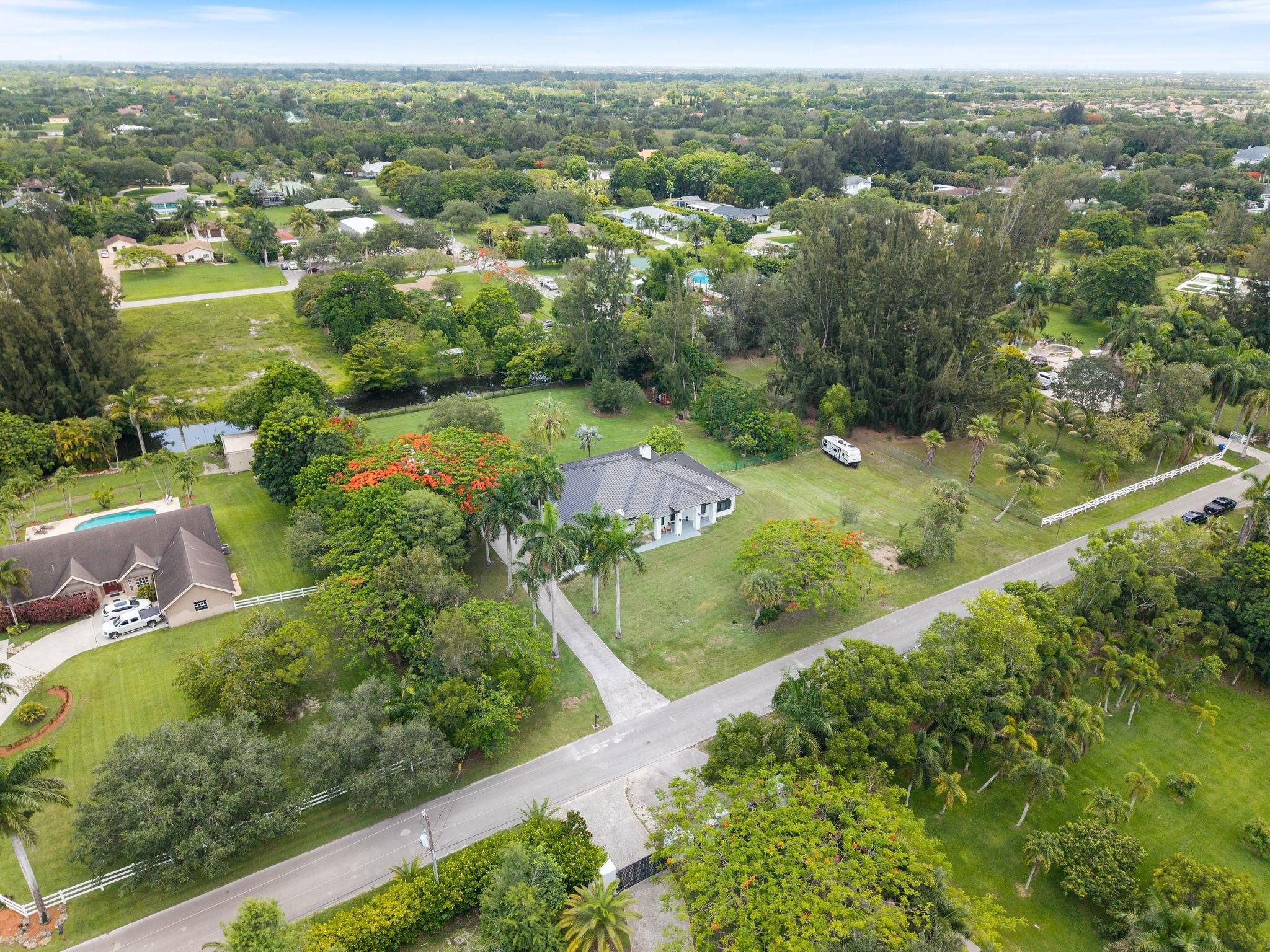 5350 SW 198th Terrace