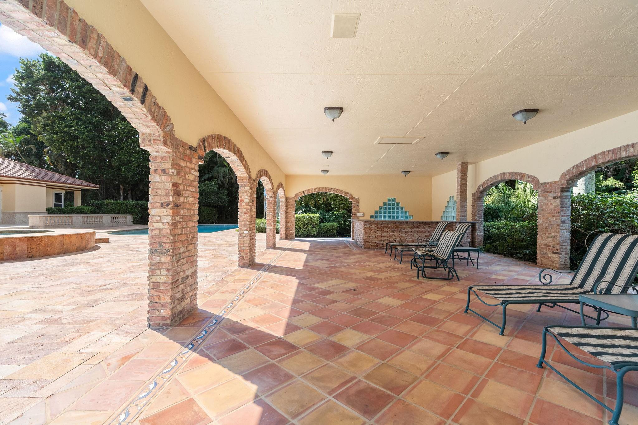 14641 Mustang Trail