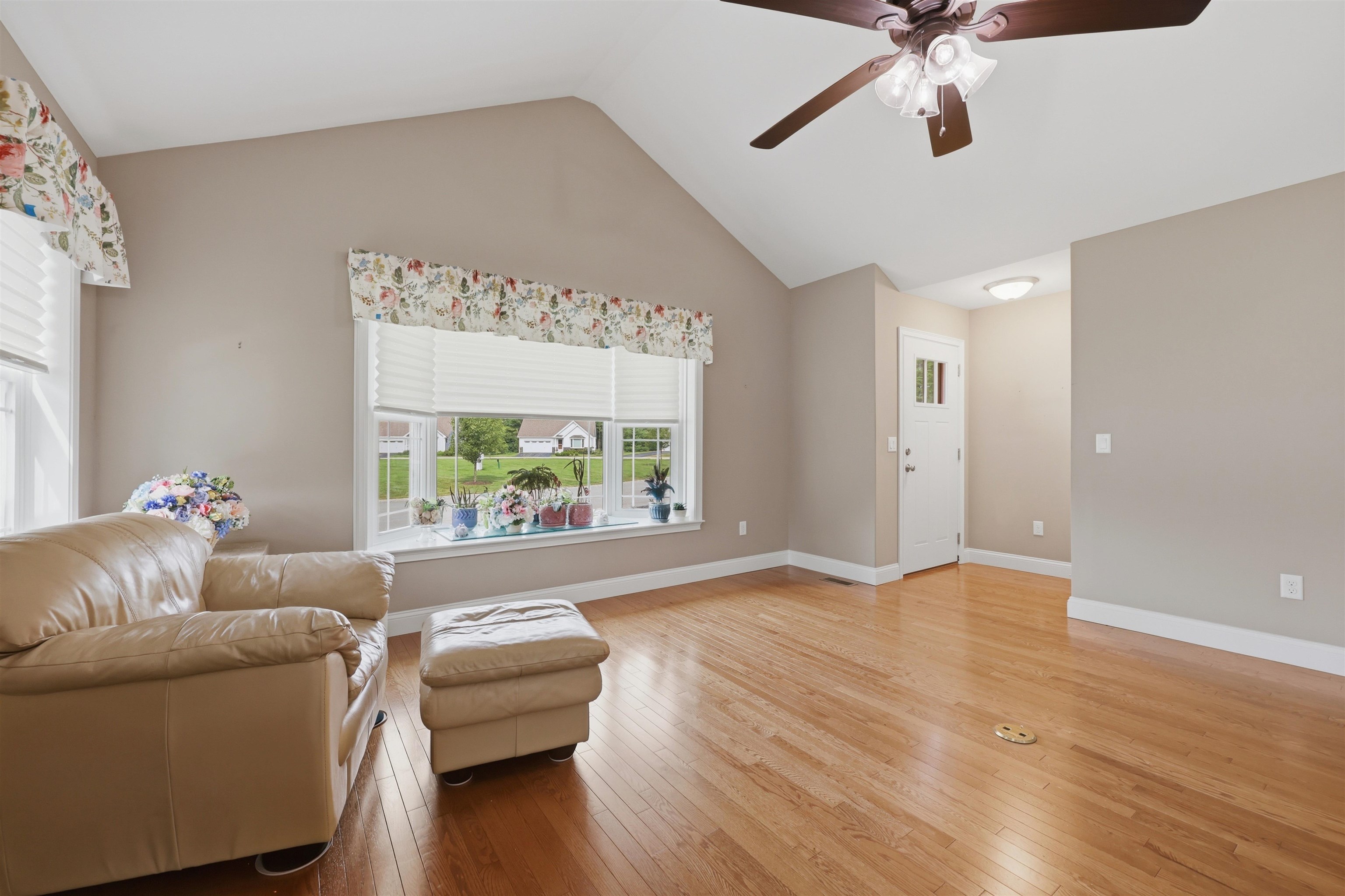 31 Castle Court Unit: 31