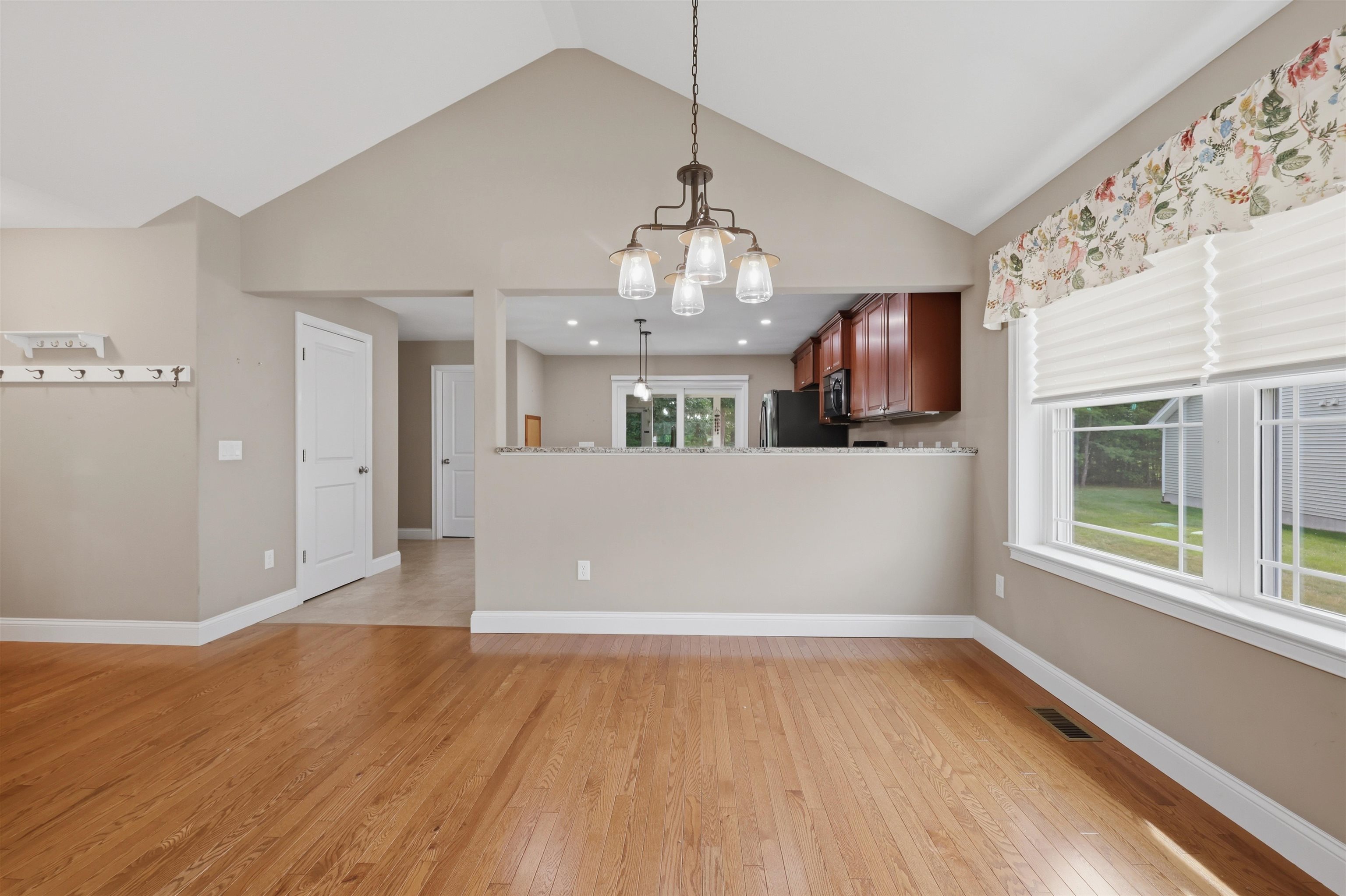 31 Castle Court Unit: 31