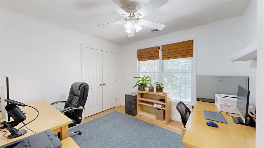 10 Cabot Ct