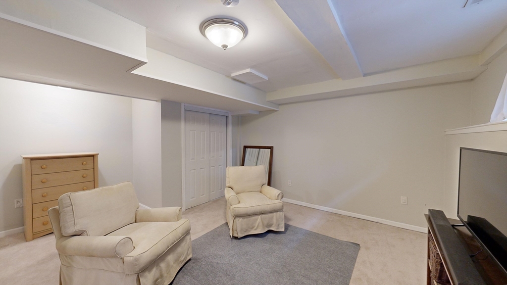 10 Cabot Ct