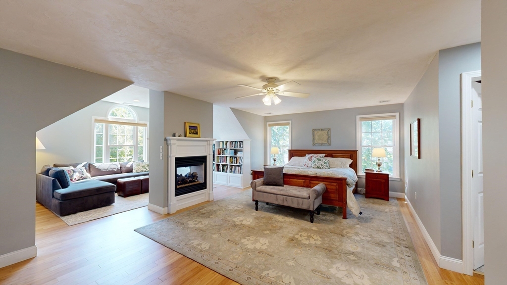 10 Cabot Ct