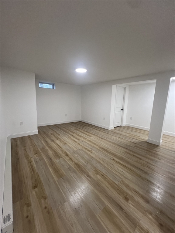 11 W Whitehall Rd