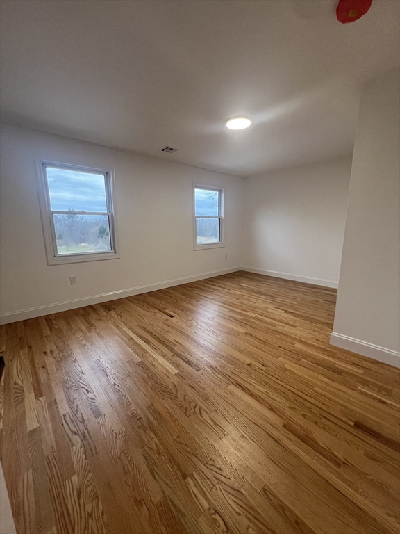 11 W Whitehall Rd