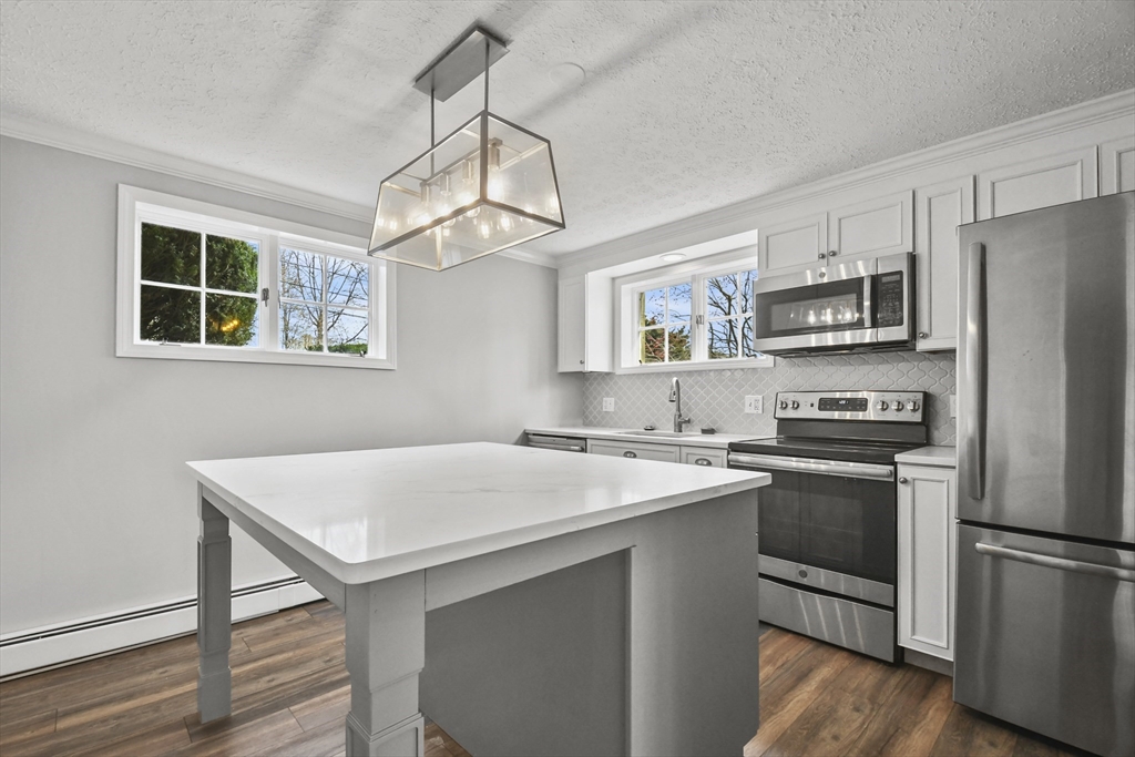 3 Zabriskie Drive