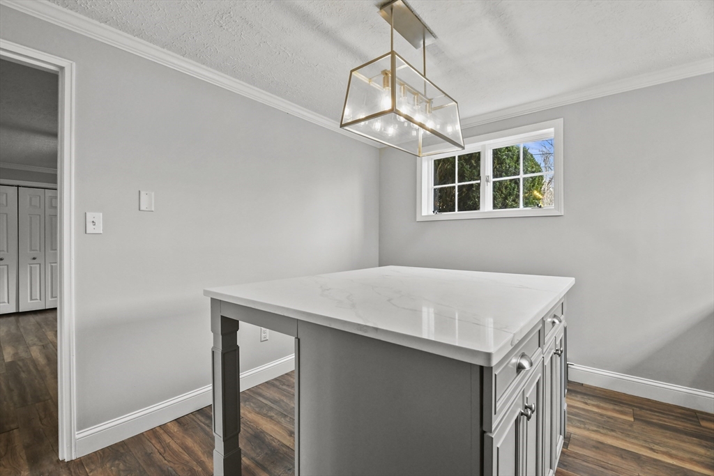 3 Zabriskie Drive