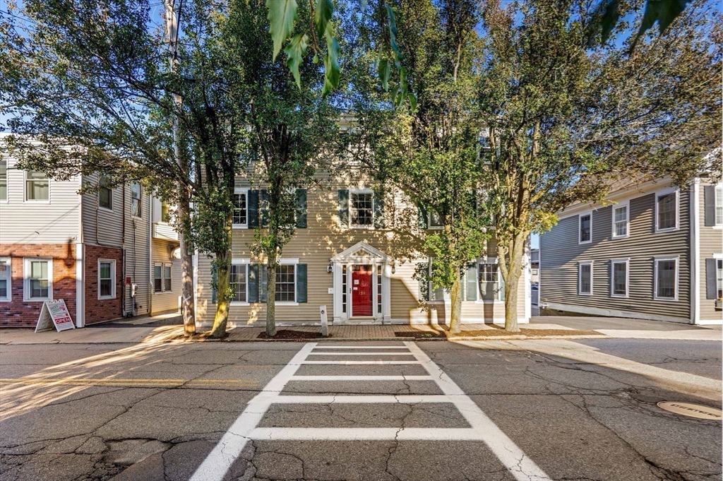 158 Merrimac Street # 3