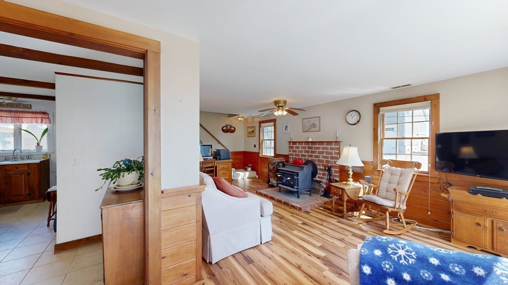 76 Cottage Road
