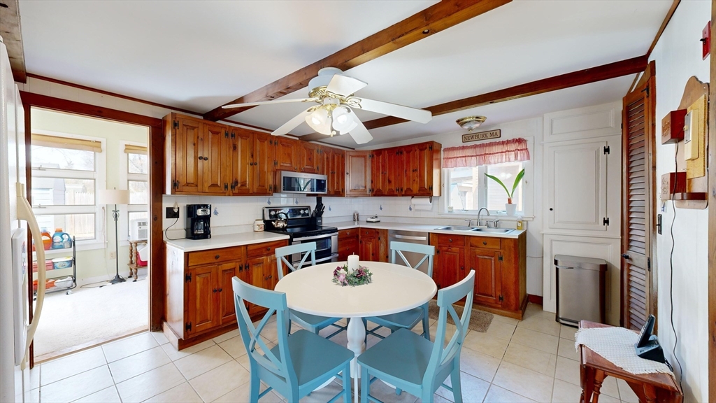 76 Cottage Road
