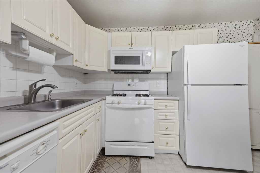 1 Brown Avenue # 88 Unit: 3-88