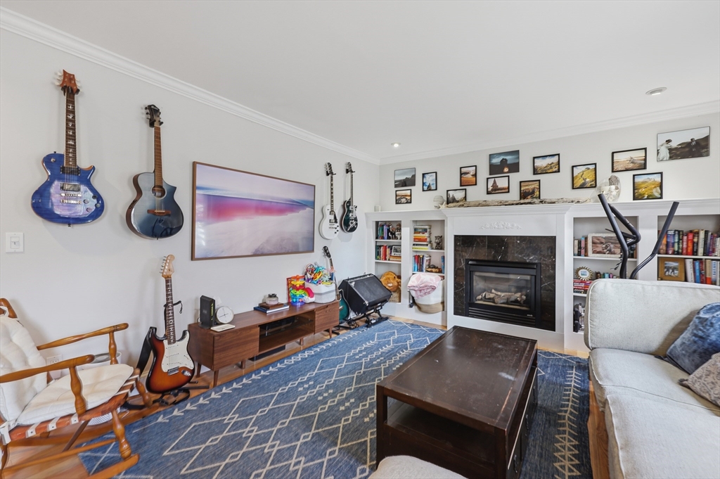 3-1/2 Orchard Street