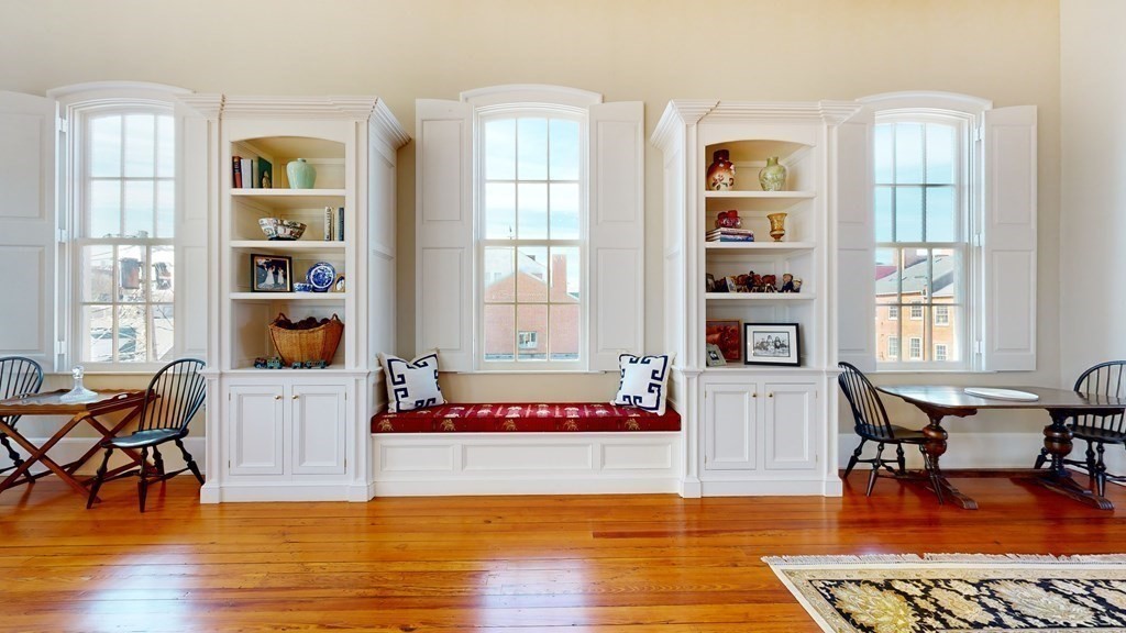 39 State St # 4
