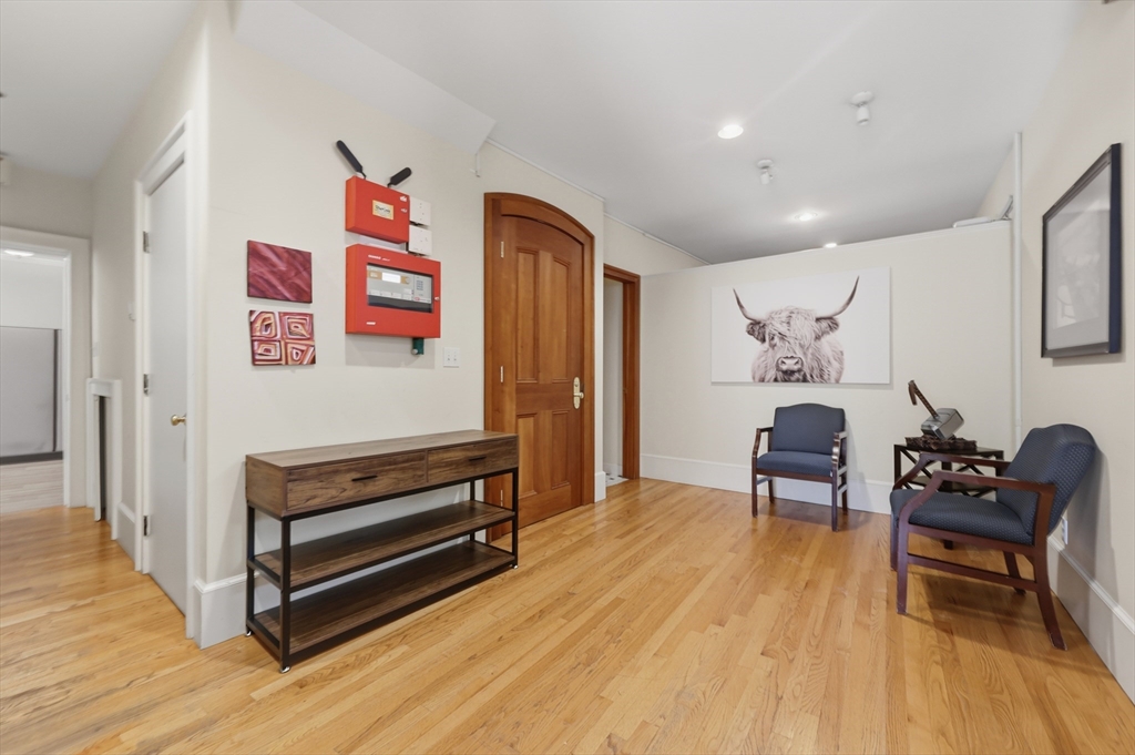 39 State St # 6