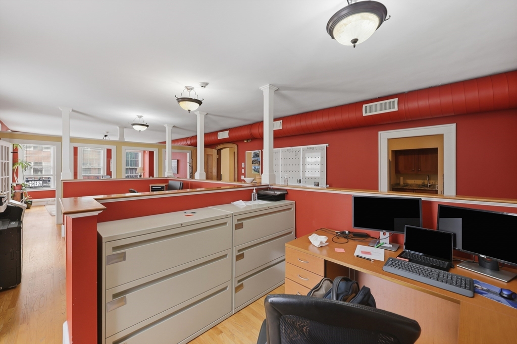 39 State St # 6