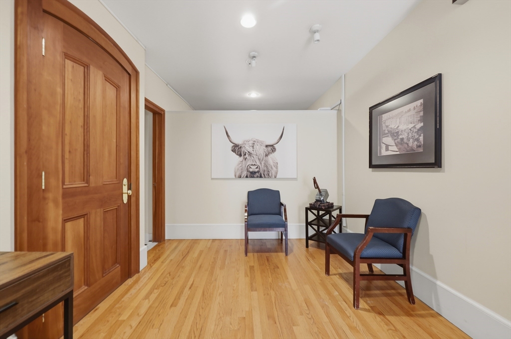 39 State St # 6