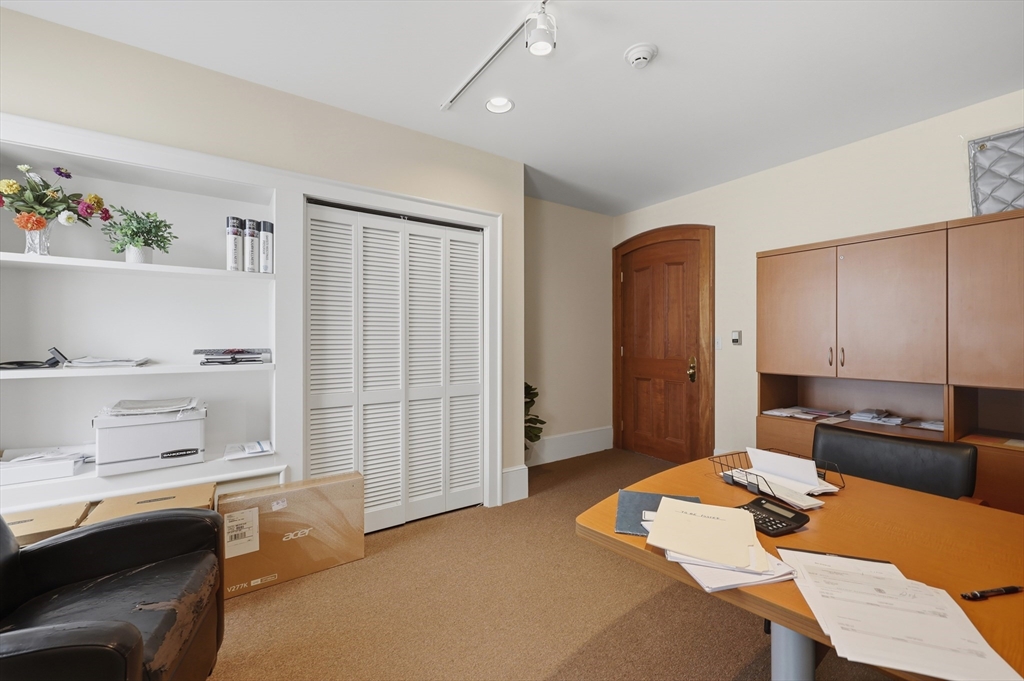 39 State St # 6