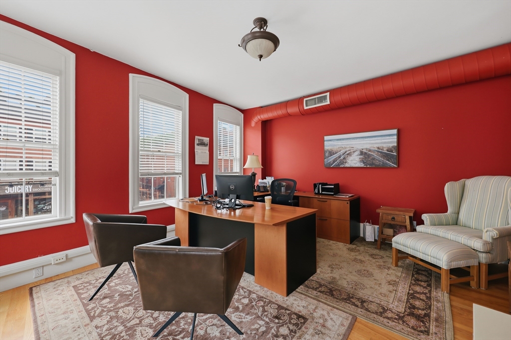 39 State St # 6