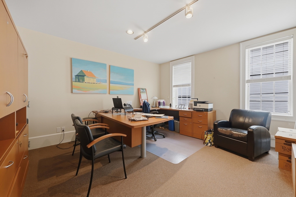 39 State St # 6