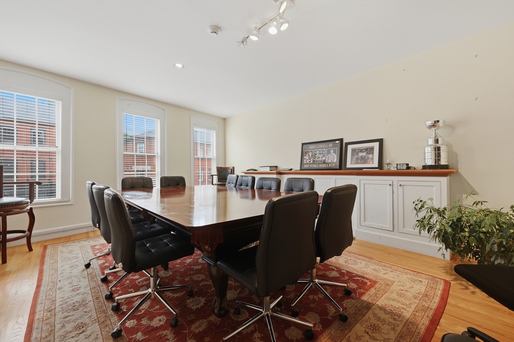 39 State St # 6