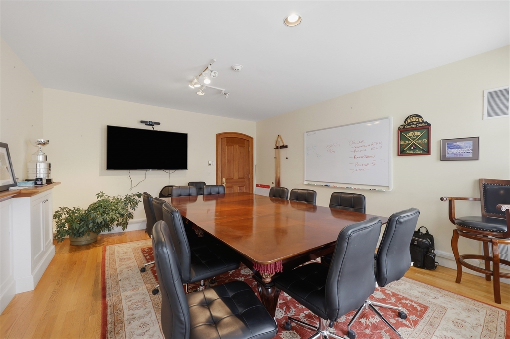 39 State St # 6