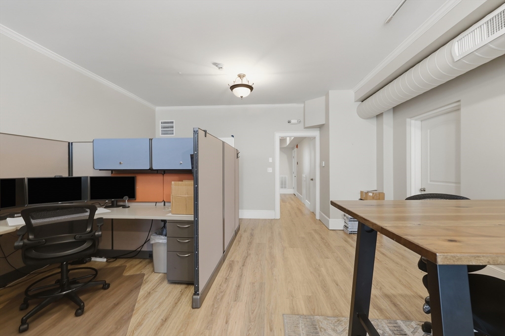39 State St # 5