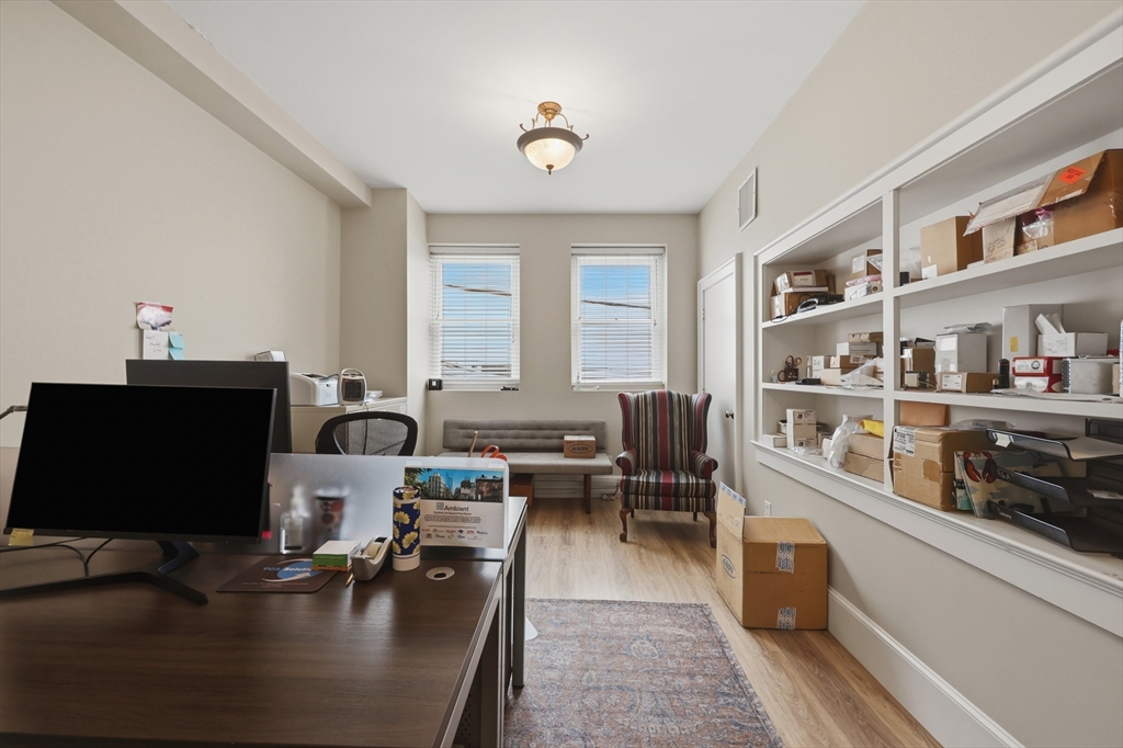 39 State St # 5