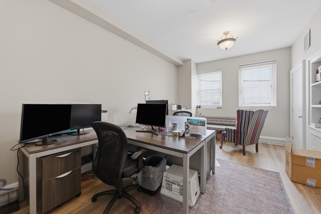 39 State St # 5