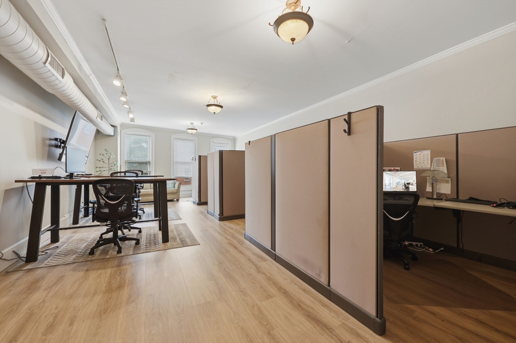 39 State St # 5