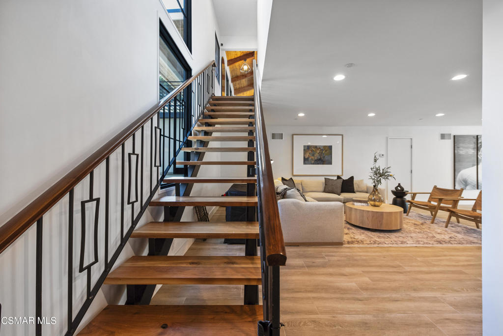 18942 El Moro Way