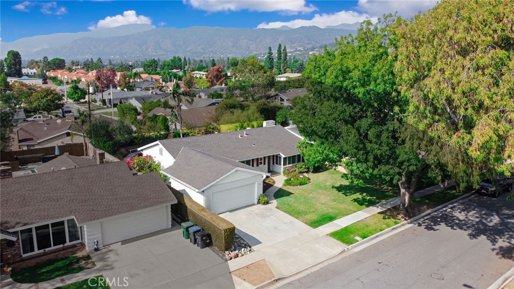 1353 Valeview Avenue