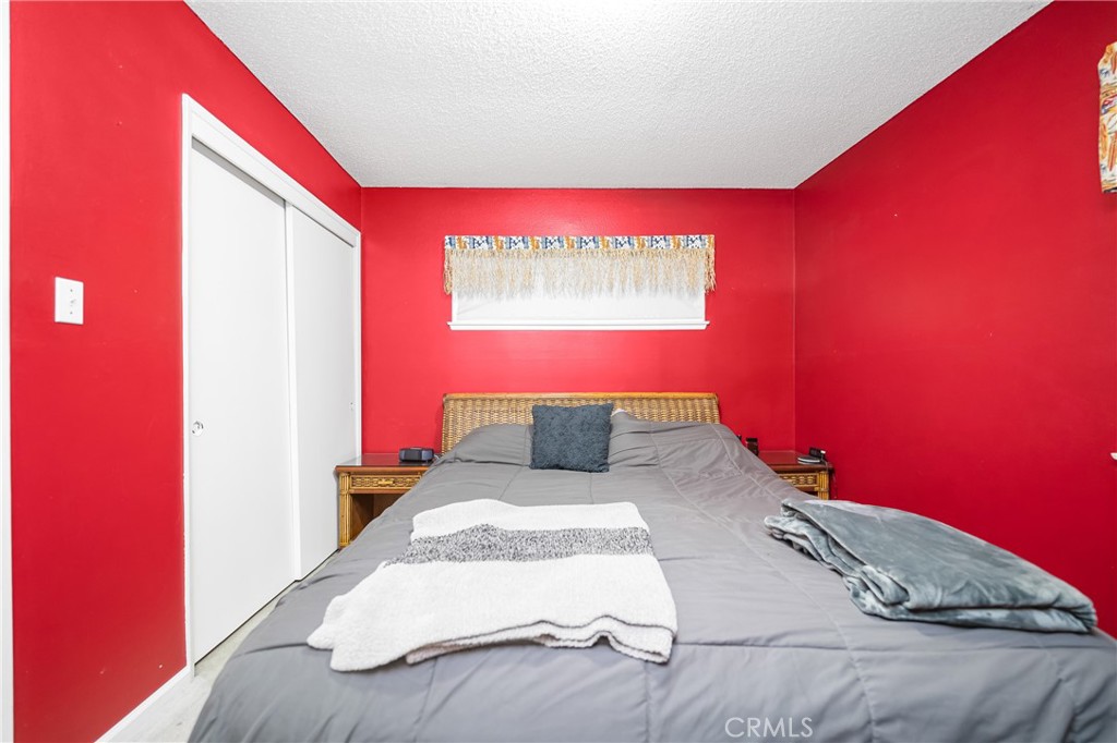 331 W Parkwood Avenue