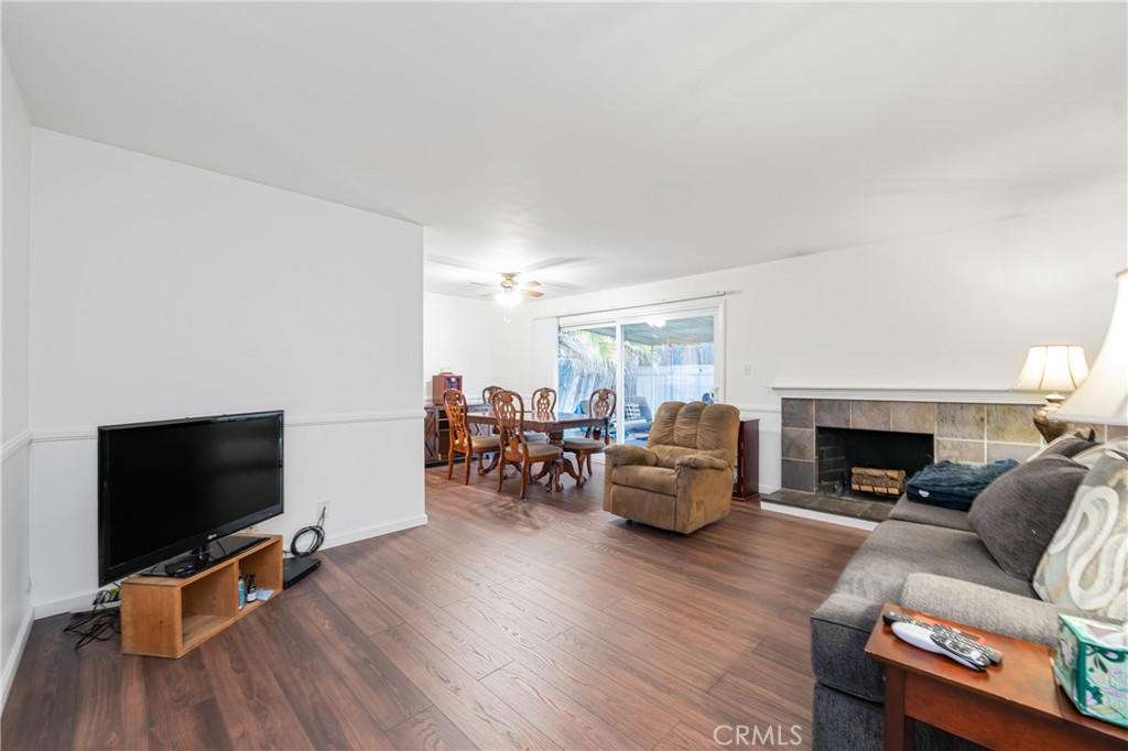 331 W Parkwood Avenue
