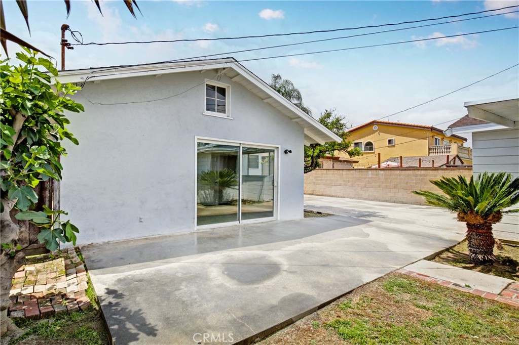 8039 4th Street